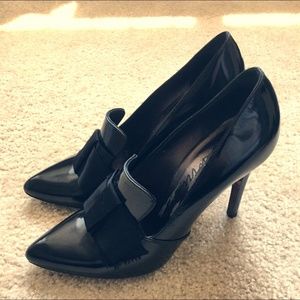 Lanvin Bow-Accented Loafer Pump in Black